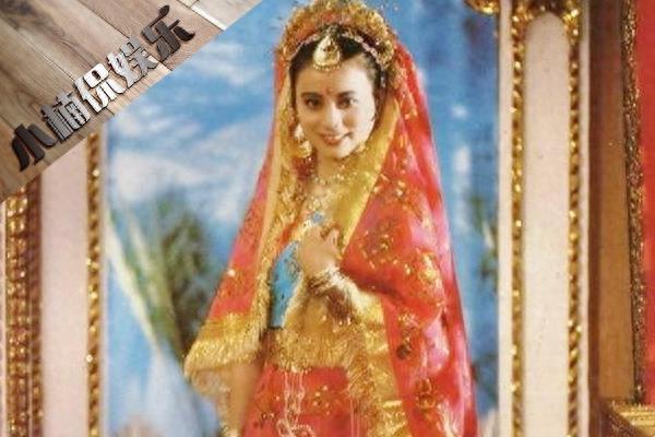 54岁李玲玉全家近照，二婚嫁富豪外国人，育有一个儿子