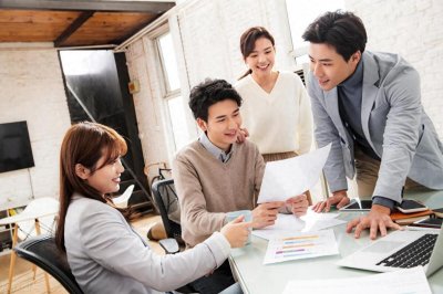 ​八小时工作制是怎么来的？