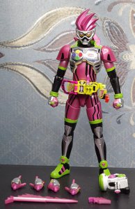 ​模玩秀：FRS 拼装假面骑士exaid 终极救助