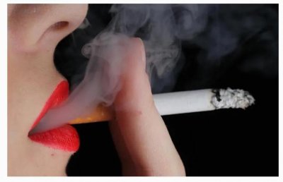 ​喜欢抽烟的女人是什么心理？