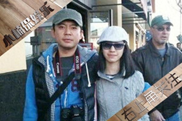 54岁何政军近照,与妻子恩爱24年,学霸女儿是校花