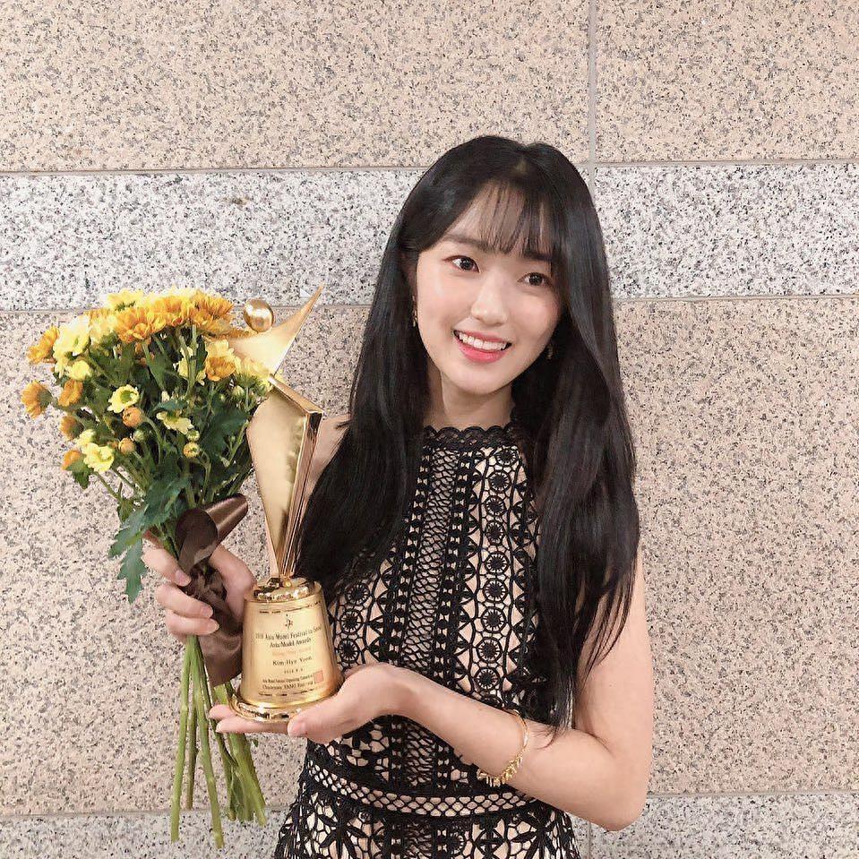 韩国新星金惠允