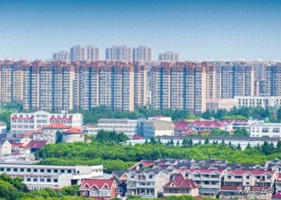 ​50%县城房价将跌破3000元平？过度开发背后的地产困局如何破解