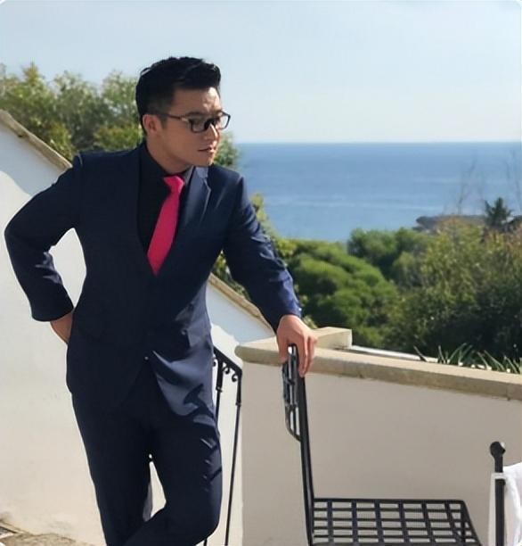 沈南离开金星秀去哪了 和金星搭档主持脱口秀的沈南(2)