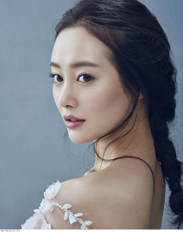 李纯个人资料（这俩女星傻傻分不清楚）