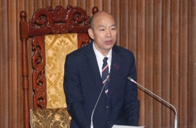 ​打脸民进党团总召？ “罢免韩国瑜”岛内最新民调曝光：差距悬殊，超7成受访者