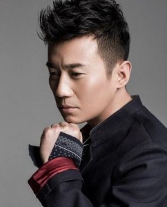 ​徐洪浩猎毒人演的谁