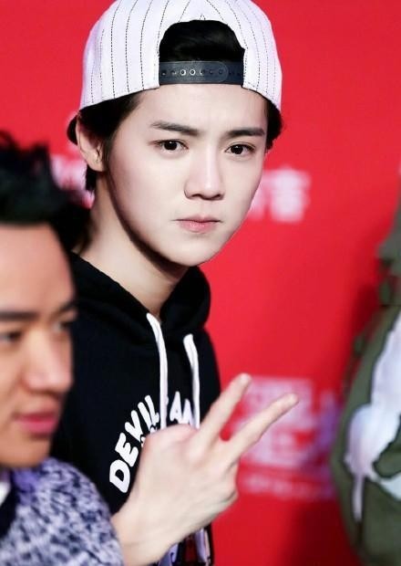 张艺兴男女通吃(张艺兴男女老少通吃) 张艺兴 第5张