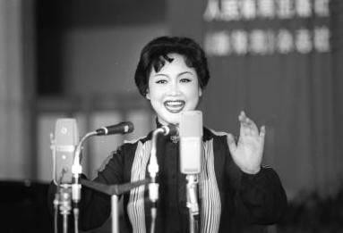 李谷一简介和年龄（李谷一太任性大玩）(3)