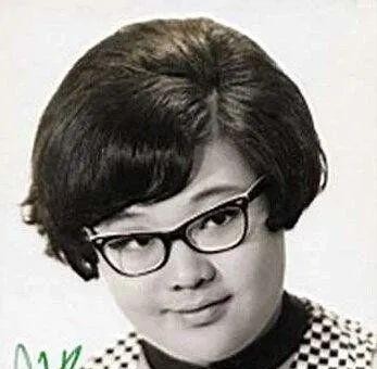 郑欣宜离婚是郑少秋的错还是沈殿霞（郑少秋沈殿霞郑欣宜）