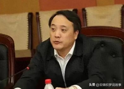 ​从调度员到铁路巨头：郭竹学的奋斗传奇