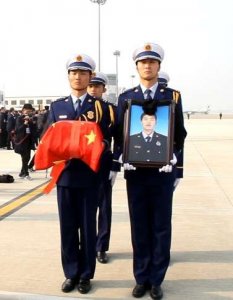 ​19岁救火英雄今日回家！ 徐鹏龙烈士葬礼于费县举行