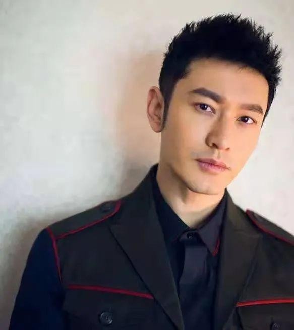 刘亦菲大笑女神形象全无（一大笑颜值就垮掉的5位明星）