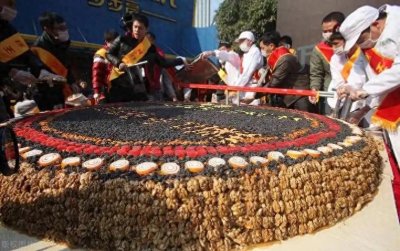 ​天价切糕“后遗症”有多可怕？即使如今已明码标价也无人问津