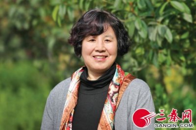 ​挚爱的事业 一生的追求 记陕西“巾帼十佳校长”西安高新逸翠园学校校长杜丽萍