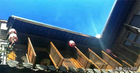 安徽黟县宏村,国家5A级景区,有“画里乡村”之称