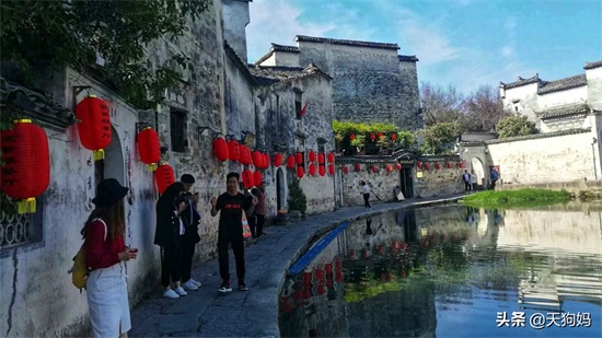 安徽黟县宏村,国家5A级景区,有“画里乡村”之称