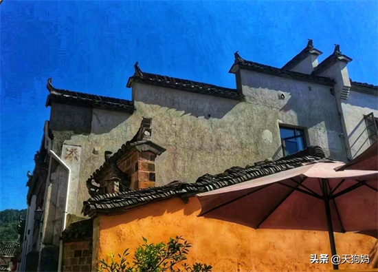 安徽黟县宏村,国家5A级景区,有“画里乡村”之称