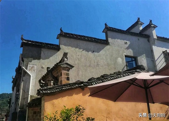安徽黟县宏村,国家5A级景区,有“画里乡村”之称