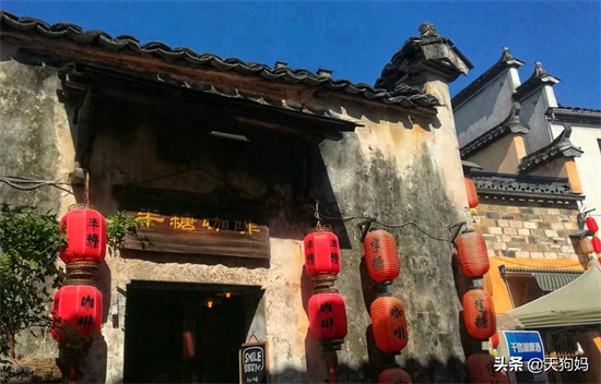 安徽黟县宏村,国家5A级景区,有“画里乡村”之称