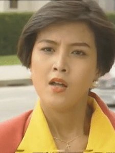 ​新加坡“阿姐”陈丽贞，从选秀一夜走红，夫妻恩爱20年无绯闻