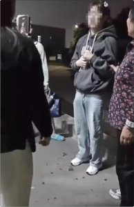 ​男生扮女装进女澡堂后已被释放？