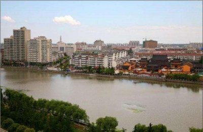 ​阜宁县，盐城市下辖县之一，以玉带糕出名，GDP超五百亿