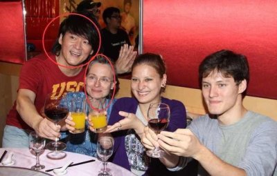 ​这才是真爱，周华健与妻子同岁却形同母子！