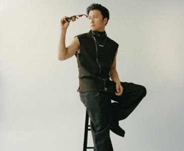 ​看懂谢霆锋和两个儿子背影照，才明白明星艺人和孩子团圆有多幸福