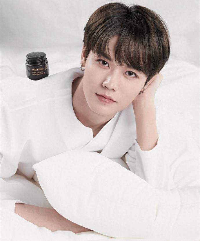 组图:偶像新人林彦俊