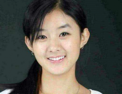 ​赵丽颖的出身是什么样的(	赵丽颖家的家世 )