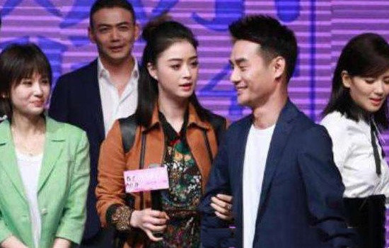 蒋欣与王凯的恋情是真是假(两人已经互删了微博互动)(2)_