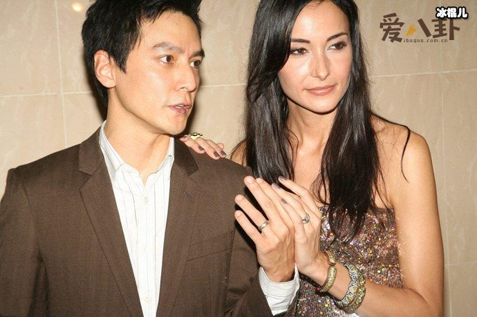 吴彦祖和妻子幸福吗