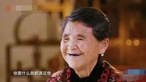 杨子为什么要打黄圣依(嫌弃黄圣依没文化的杨子)