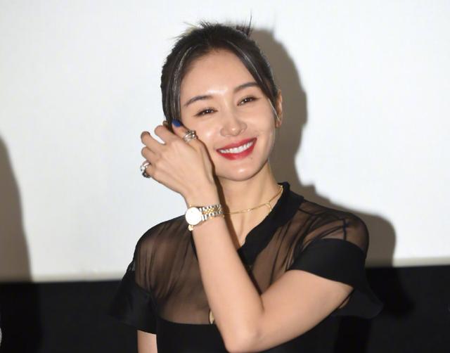 郭敬明身高(郭敬明跟王子文站一起)