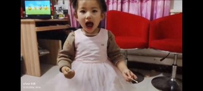 ​阿霞瘦了，内心也煎熬。昨晚直播间，二狗要孩子，不是那么容易