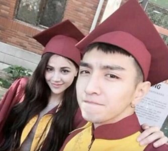 ​金瀚“大学女友”照片曝光，看到两人亲吻那刻，网友：要窒息了！