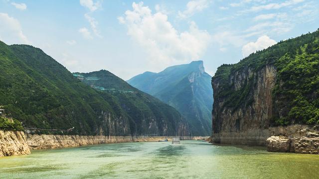 三峡五星游轮价格一览表(长江三峡游轮黄金八号游轮航线和价格)(7)