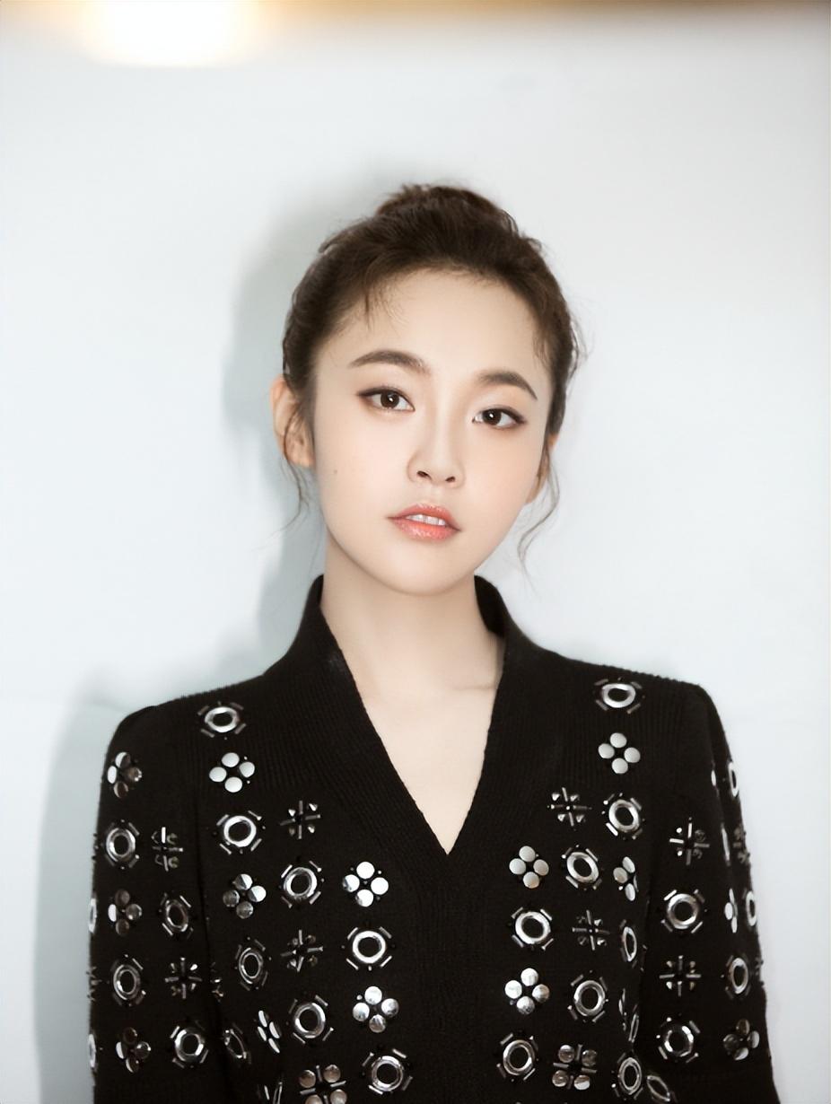 “温太医”的外甥女张佳宁,拍戏为给妈妈买房,如今34岁低调无绯闻