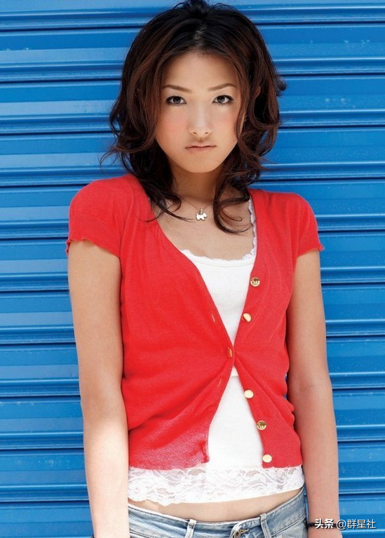 多次拒绝潜规则的演员万茜,靠脚踏实地走红,嫁小丈夫低调生活