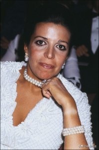 ​船王奥纳西斯的女儿用钱买不到爱情，也买不到快乐，38年短暂人生