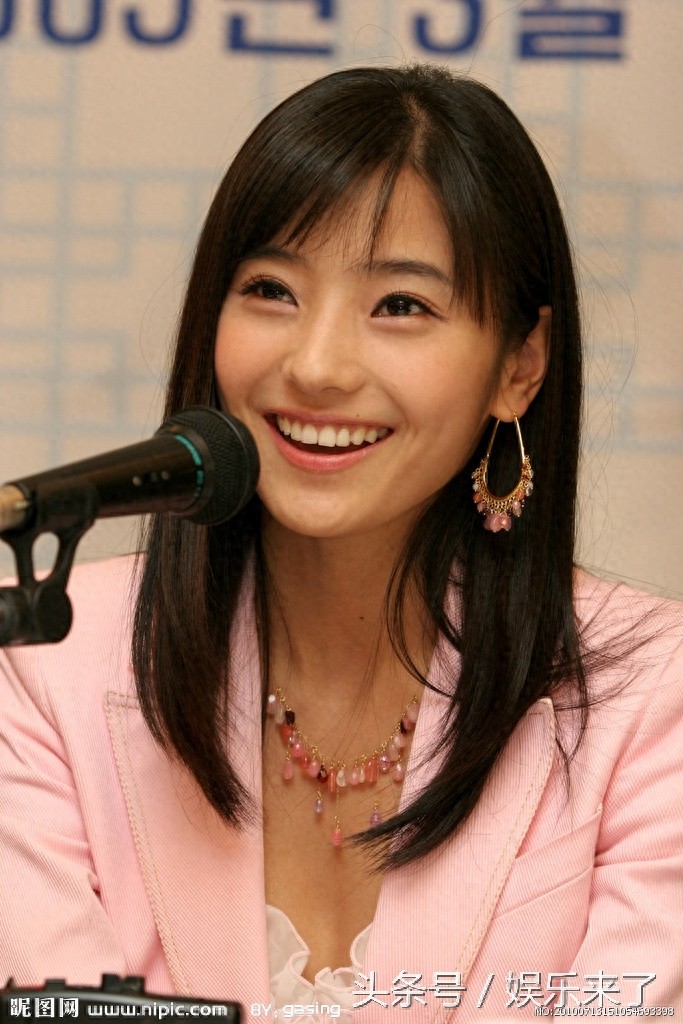 还记得《豪杰春香》女主角吗?低调嫁圈外人,36岁依旧美丽动人