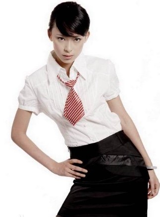 蒲冰墨美貌清纯和慧黠，是一位独具个人特色的女演员