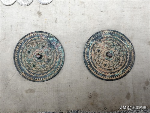 古人使用的镜子啥样子?实拍小城大集上的“古铜镜”,真假难辨