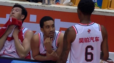 ​广东队24分惨败山东！全员拉胯，双外援三分17中2