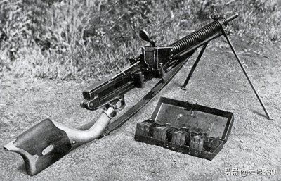 ​日军的歪把子机枪为啥叫歪把子？