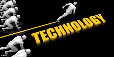 ​高中生优秀作文：《引领者和追随者》2篇