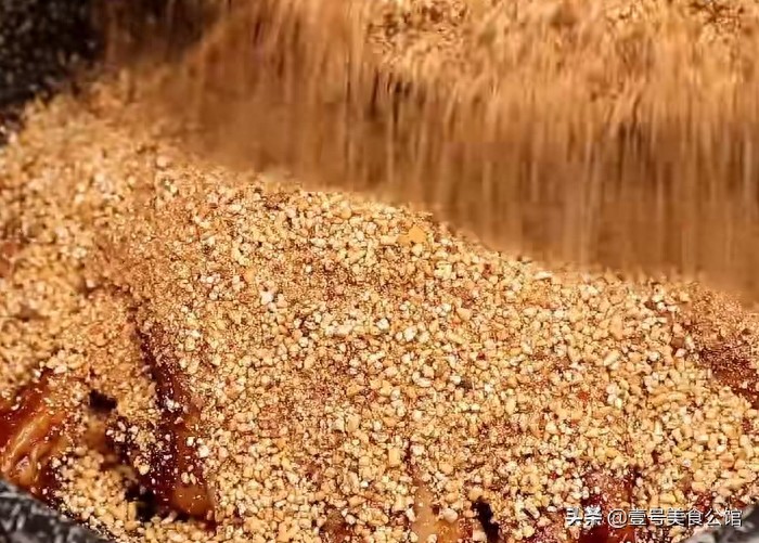 粉蒸肉的简单做法,入口软滑,鲜香营养,不错的居家美食