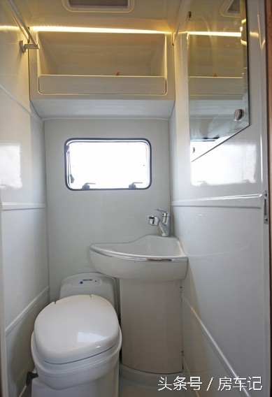 自行式C型房车,长城览众风骏C7,含报价和参数