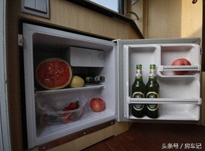 自行式C型房车,长城览众风骏C7,含报价和参数